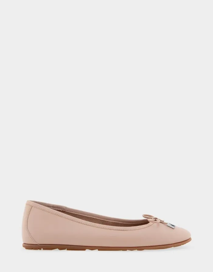 Aerosoles Comfortable Women039s Ballet Flat In Cipria Leather Cipria Leather Women Wide Width Flats Aerosoles Comfortable Women039s Ballet Flat In Cipria Leather Cipria Leather Women Wide Width Flats
