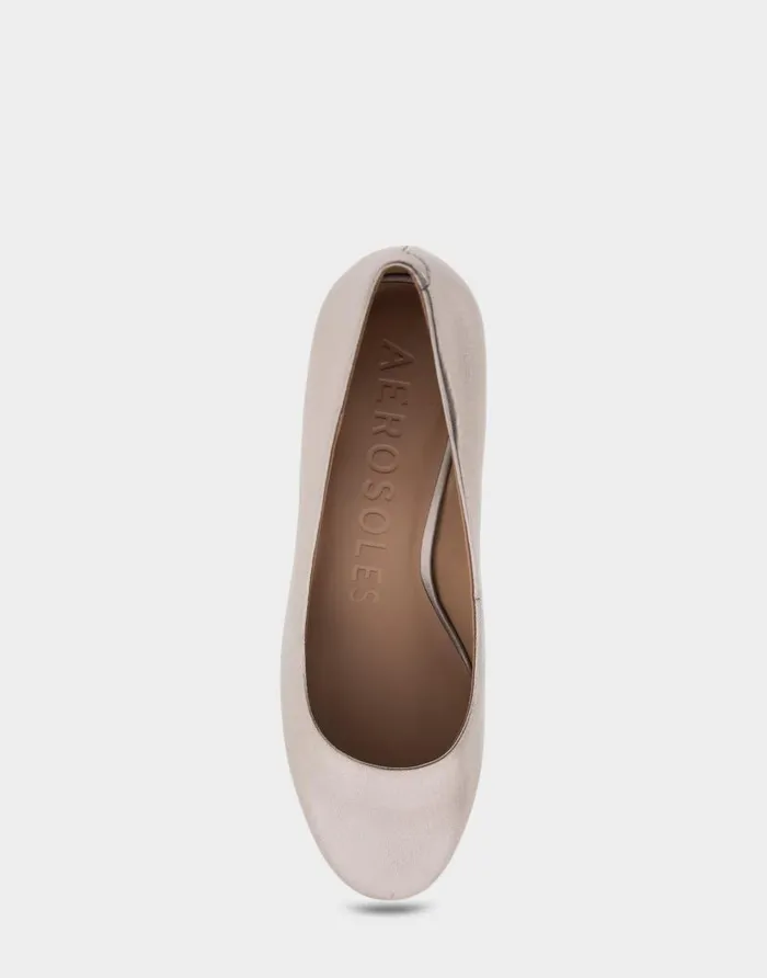 Aerosoles Comfortable Women039s Mid Heel Pump In Champagne Genuine Leather Champagne Genuine Leather Women Pumps