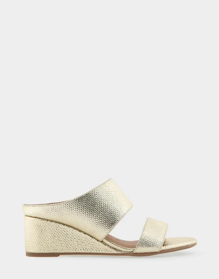 Aerosoles Comfortable Women039s Two Band Mid Wedge Slide Sandal In Soft Gold Canvas Faux Leather Soft Gold Canvas Faux Leather Women Slides Aerosoles Comfortable Women039s Two Band Mid Wedge Slide Sandal In Soft Gold Canvas Faux Leather Soft Gold Canvas Faux Leather Women Slides