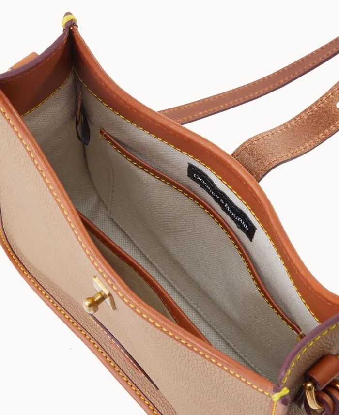 All Weather Leather 30 Crossbody 22 Taupe Woman Dooney and Bourke Crossbodies All Weather Leather 30 Crossbody 22 Taupe Woman Dooney and Bourke Crossbodies
