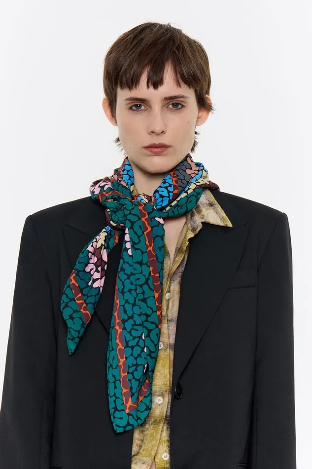 Black Leopard Borders And Logo Scarf Black Women Bimba Y Lola Scarves Black Leopard Borders And Logo Scarf Black Women Bimba Y Lola Scarves