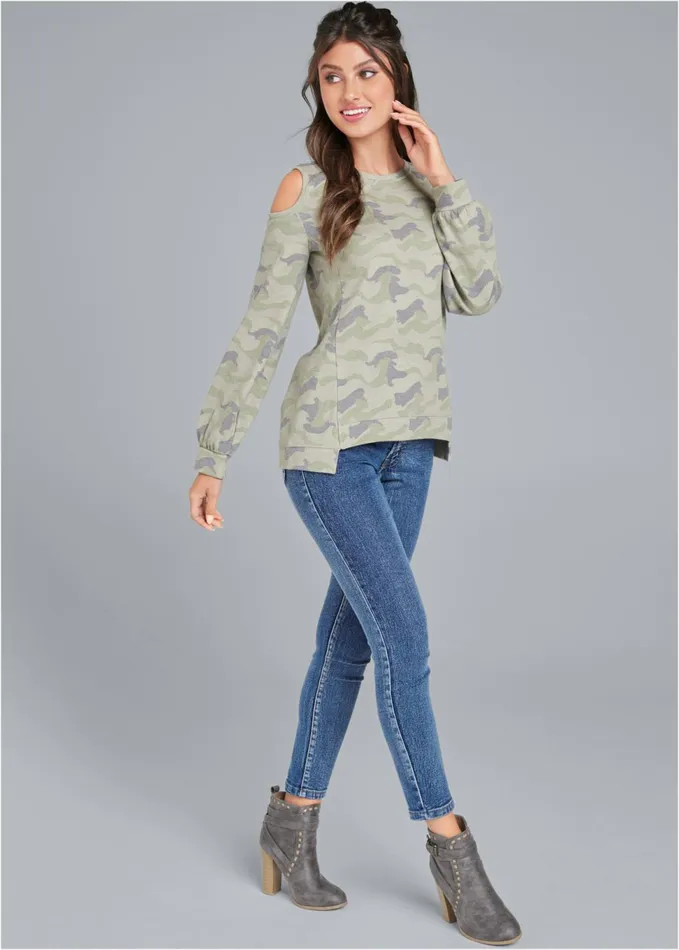 CAMO BALLOON SLEEVE SWEATSHIRT Olive Multi Women VENUS Sweatshirts and Hoodies