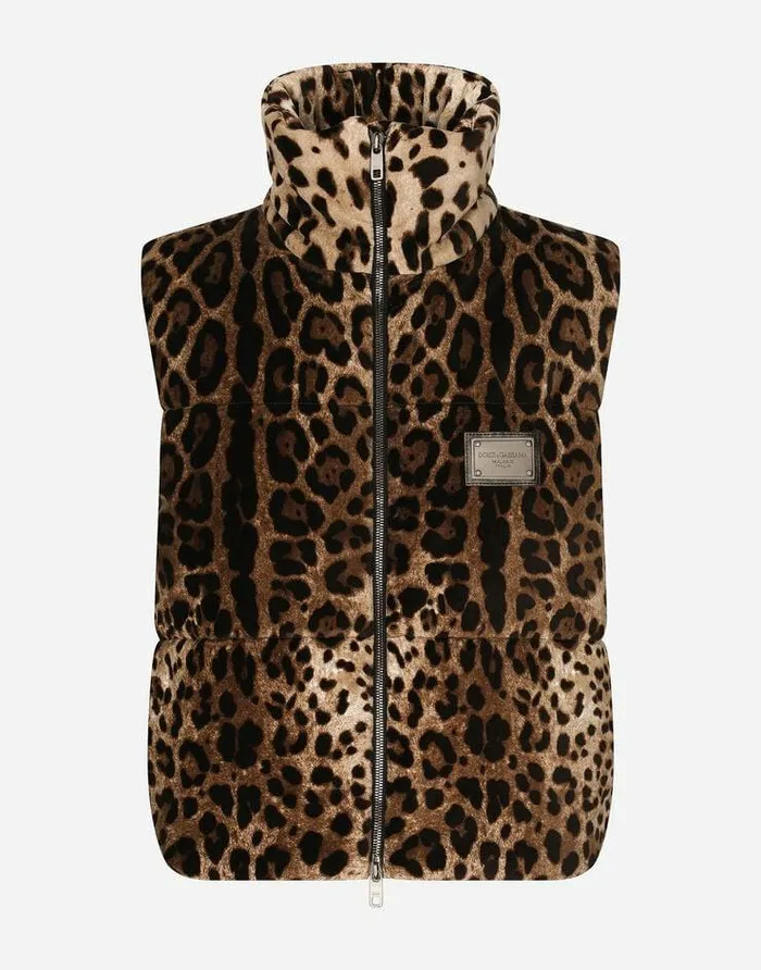 Dolce and Gabbana Coats And Jackets Women Sleeveless Leopardprint Jacket With Logo Tag Animal Print Dolce and Gabbana Coats And Jackets Women Sleeveless Leopardprint Jacket With Logo Tag Animal Print