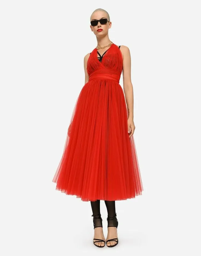 Dolce and Gabbana Dresses Women Tulle Calflength Dress With Sunray Pleats Red Dolce and Gabbana Dresses Women Tulle Calflength Dress With Sunray Pleats Red