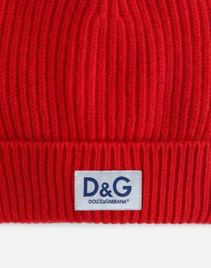 Dolce and Gabbana Hats And Gloves Men Knit Cashmere Hat With DG Patch Red Dolce and Gabbana Hats And Gloves Men Knit Cashmere Hat With DG Patch Red