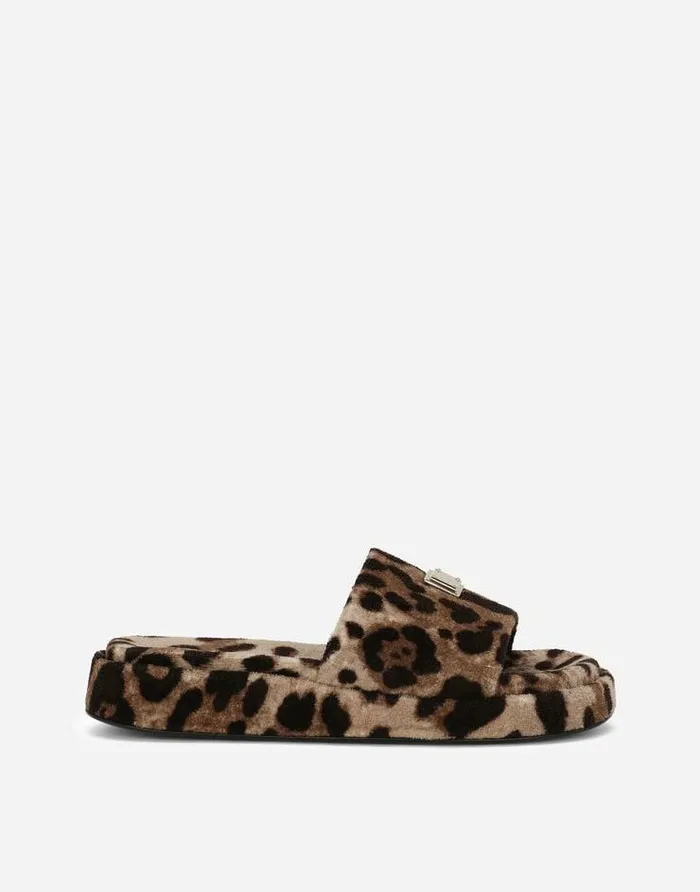 Dolce and Gabbana Slides And Mules Women Leopardprint Terrycloth Sliders With Tag With Two Plating Finishes Animal Print Dolce and Gabbana Slides And Mules Women Leopardprint Terrycloth Sliders With Tag With Two Plating Finishes Animal Print