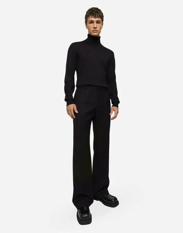 Dolce and Gabbana Sweaters And Cardigans Men Extrafine Cashmere Turtleneck Sweater Blue Dolce and Gabbana Sweaters And Cardigans Men Extrafine Cashmere Turtleneck Sweater Blue