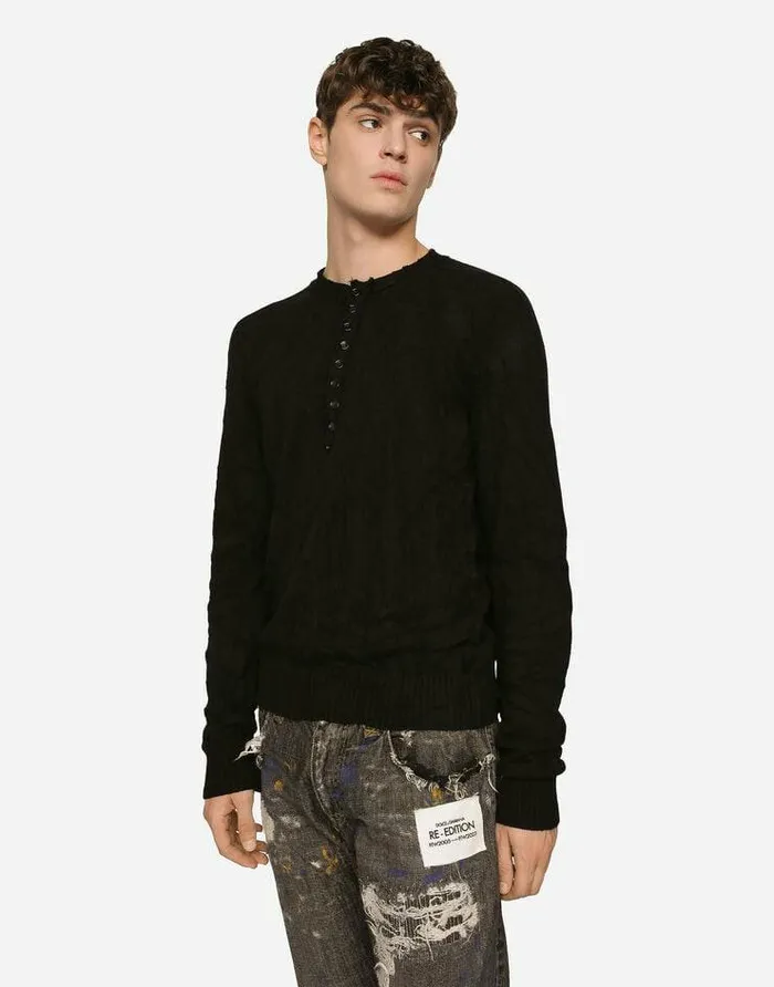 Dolce and Gabbana Sweaters And Cardigans Men Grandad Neck Top In Virgin Wool Black Dolce and Gabbana Sweaters And Cardigans Men Grandad Neck Top In Virgin Wool Black