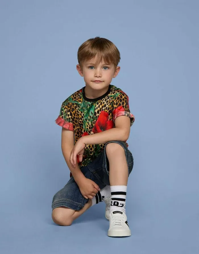 Dolce and Gabbana Trousers And Shorts Children Washed Stretch Denim Shorts Multicolor Dolce and Gabbana Trousers And Shorts Children Washed Stretch Denim Shorts Multicolor