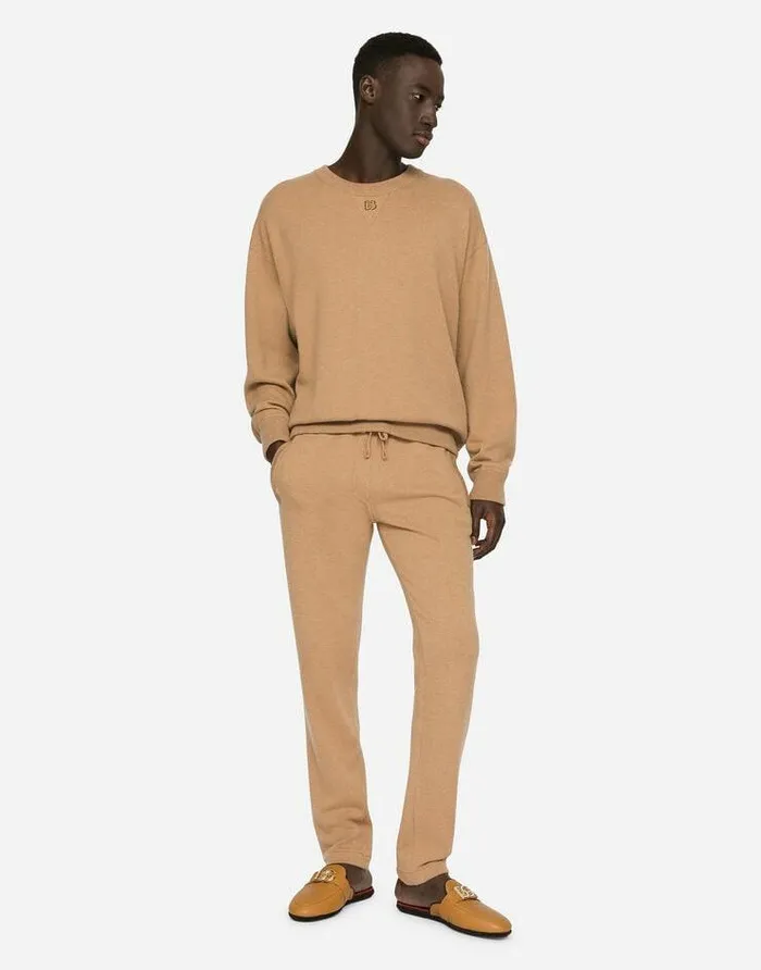 Dolce and Gabbana Trousers And Shorts Men Cashmere Jogging Pants With DG Logo Beige Dolce and Gabbana Trousers And Shorts Men Cashmere Jogging Pants With DG Logo Beige