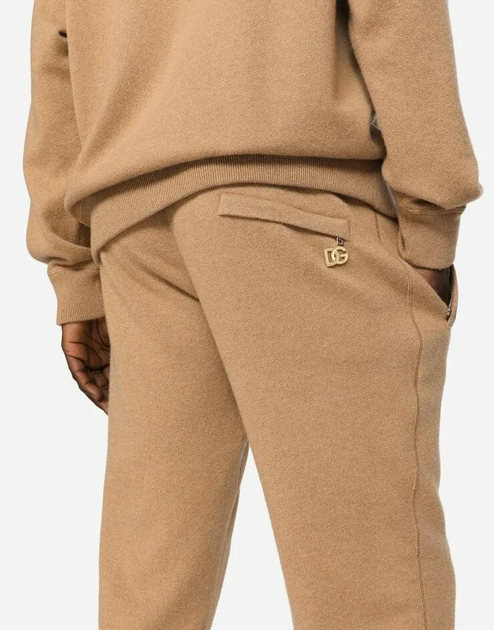Dolce and Gabbana Trousers And Shorts Men Cashmere Jogging Pants With DG Logo Beige Dolce and Gabbana Trousers And Shorts Men Cashmere Jogging Pants With DG Logo Beige