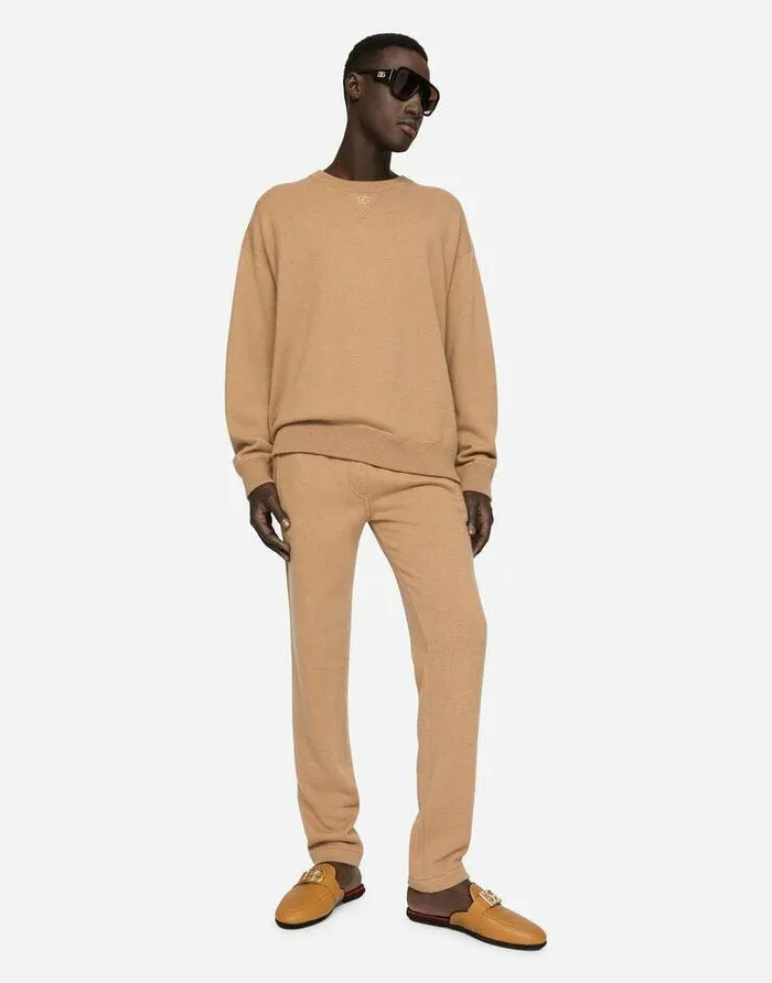 Dolce and Gabbana Trousers And Shorts Men Cashmere Jogging Pants With DG Logo Beige Dolce and Gabbana Trousers And Shorts Men Cashmere Jogging Pants With DG Logo Beige