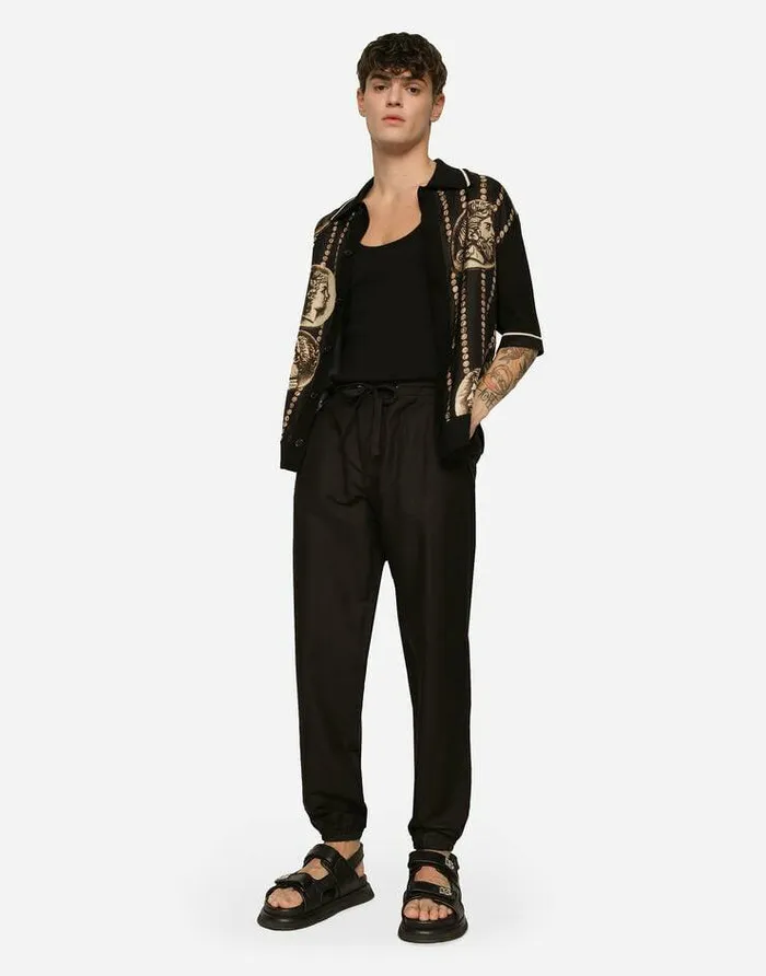 Dolce and Gabbana Trousers And Shorts Men Linen And Cotton Jogging Pants With Logo Label Black Dolce and Gabbana Trousers And Shorts Men Linen And Cotton Jogging Pants With Logo Label Black