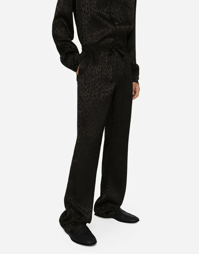 Dolce and Gabbana Trousers And Shorts Men Ocelotdesign Silk Jacquard Jogging Pants Black Dolce and Gabbana Trousers And Shorts Men Ocelotdesign Silk Jacquard Jogging Pants Black