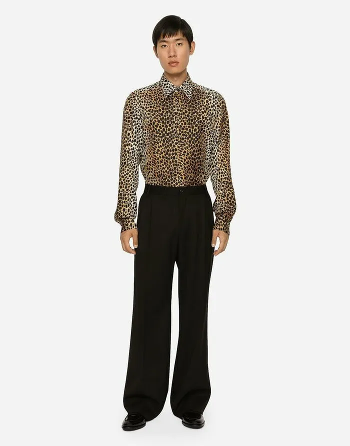 Dolce and Gabbana Trousers And Shorts Men Stretch Virgin Wool Pants With Straight Leg Black Dolce and Gabbana Trousers And Shorts Men Stretch Virgin Wool Pants With Straight Leg Black