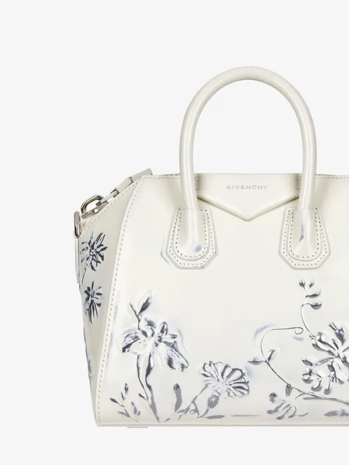 Givenchy Mini Antigona Bag In Leather With Floral Pattern Ivory Women Crossbody Bags Givenchy Mini Antigona Bag In Leather With Floral Pattern Ivory Women Crossbody Bags