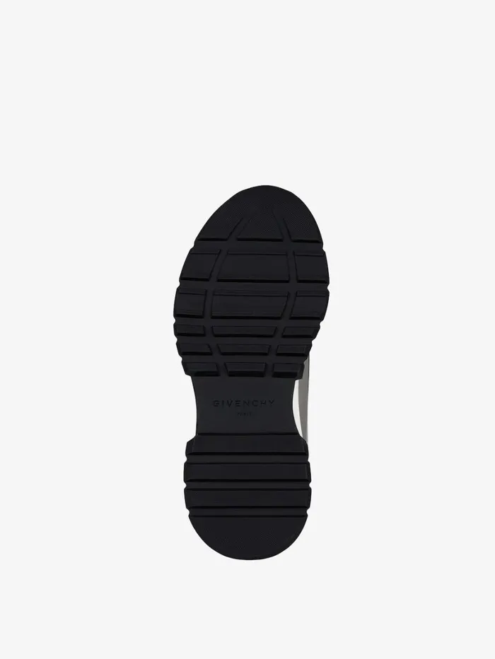 Givenchy Spectre Runner Sneakers In 4G Synthetic Fiber With Zip Greyblack Men Sneakers Givenchy Spectre Runner Sneakers In 4G Synthetic Fiber With Zip Greyblack Men Sneakers