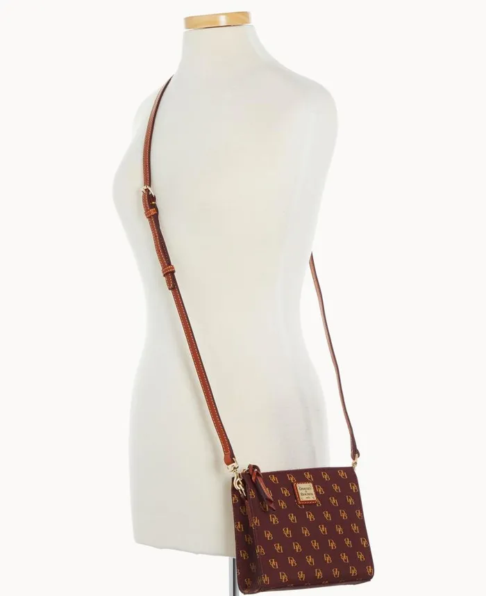 Gretta North South Janine Crossbody Bordeaux Woman Dooney and Bourke Crossbodies Gretta North South Janine Crossbody Bordeaux Woman Dooney and Bourke Crossbodies