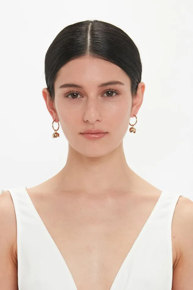 Jewellery Women Victoria Beckham Exclusive Camellia Flower Hoop Earrings In Gold