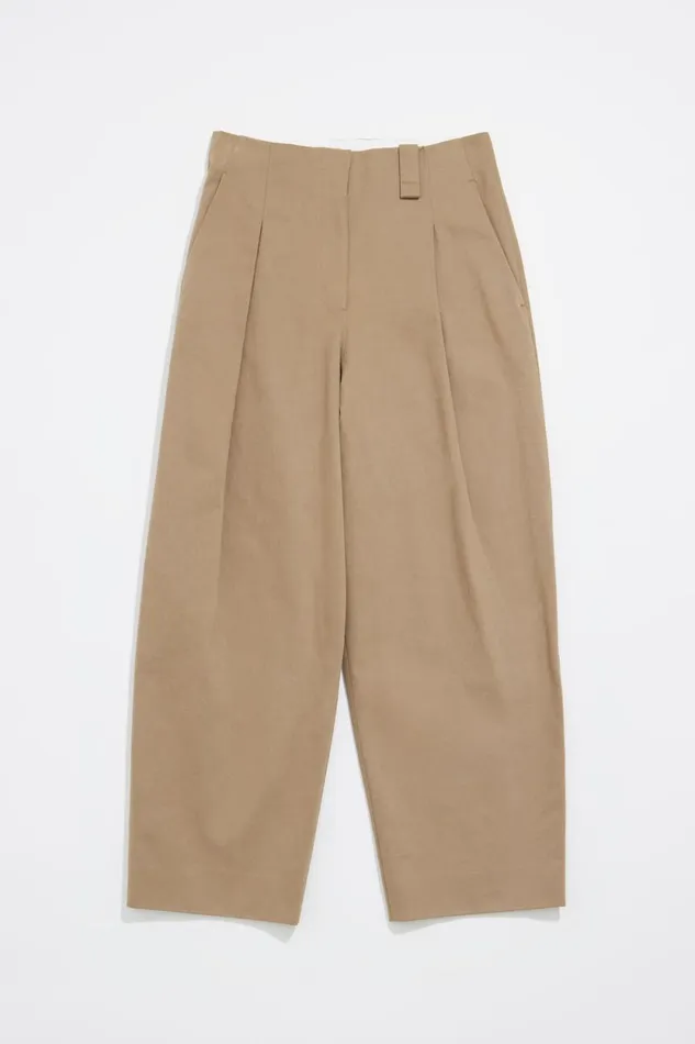 Light Khaki Darted Carrot Leg Trousers Light Khaki Women Bimba Y Lola Trousers Light Khaki Darted Carrot Leg Trousers Light Khaki Women Bimba Y Lola Trousers