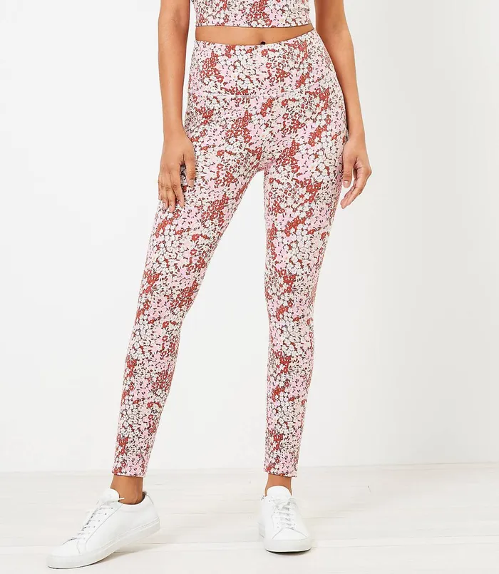 LOFT Lou and Grey Wildflower Essential Leggings Rosy Grapefruit Women Loungewear