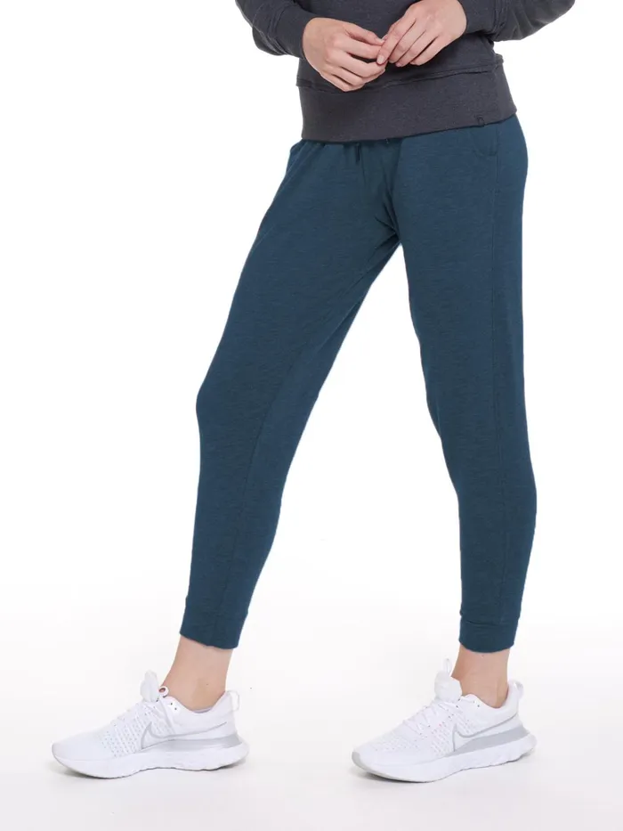 Lounge Women Tasc Performance Varsity Brushed Lightweight Jogger
