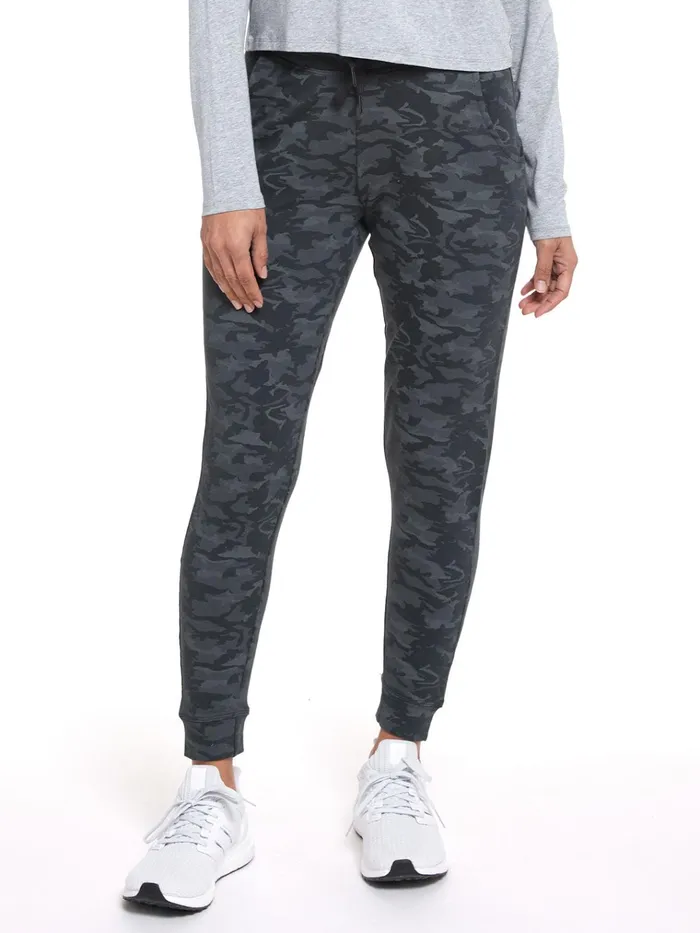 Lounge Women Tasc Performance Varsity Brushed Lightweight Jogger