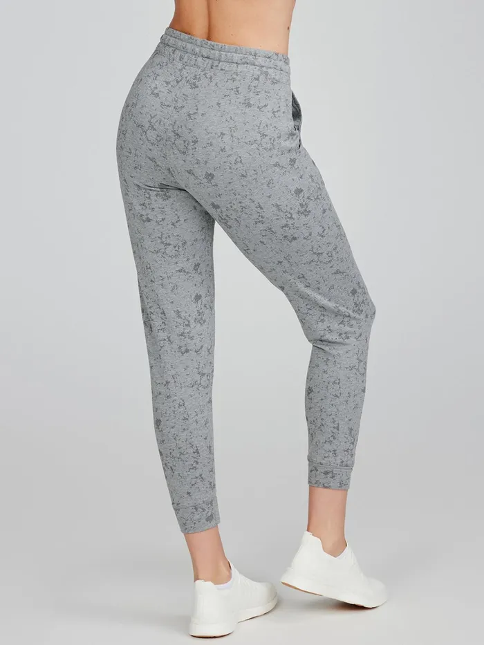 Lounge Women Tasc Performance Varsity Brushed Lightweight Jogger