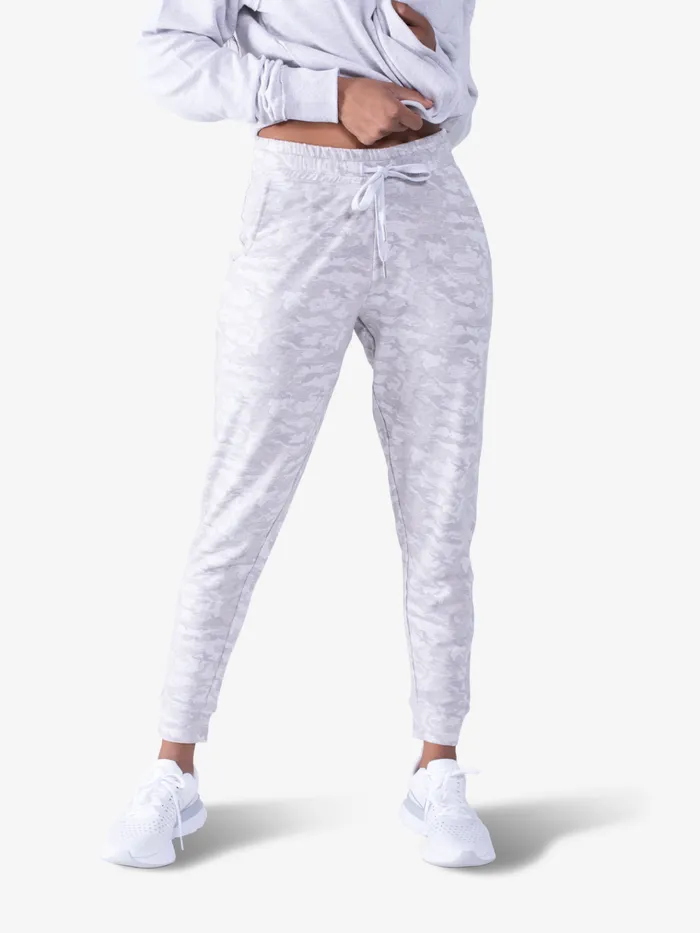 Lounge Women Tasc Performance Varsity Brushed Lightweight Jogger