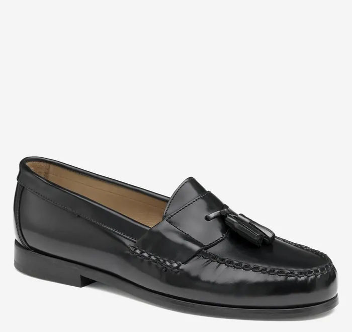 Men Hayes Tassel Loafer Black Full Grain JohnstonandMurphy SlipOns and Loafers