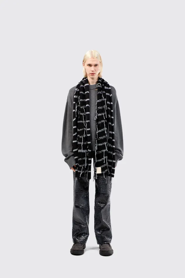 Men Knit Scarf Black Intarsia Knit Scarf Camper Knit Men Knit Scarf Black Intarsia Knit Scarf Camper Knit