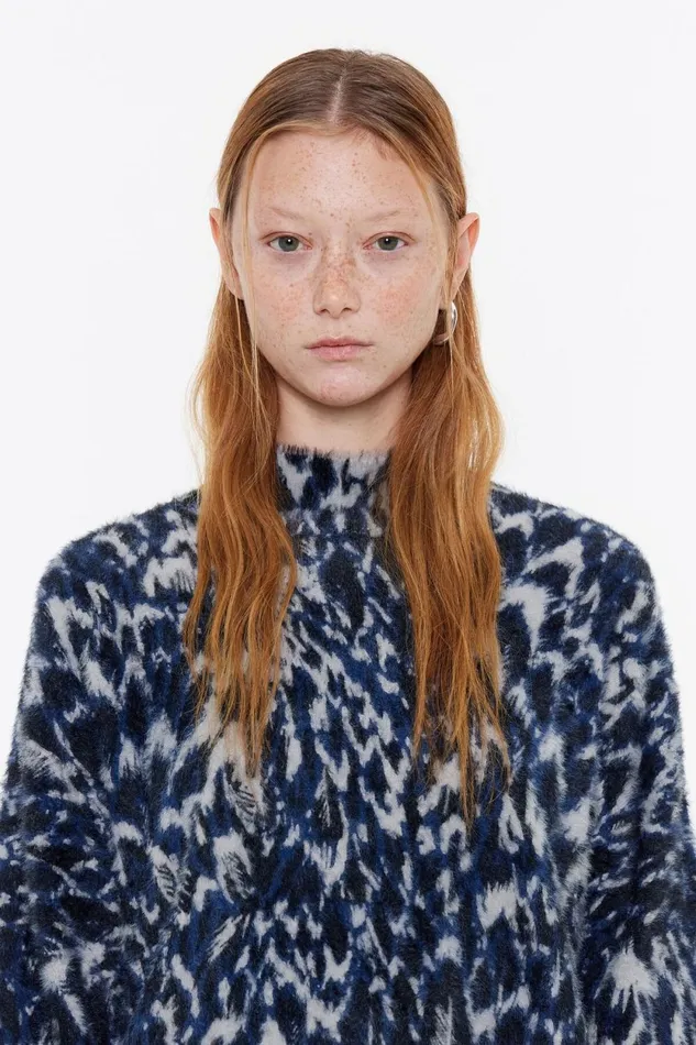 Navy Blue Fluffy Plumancha Boxy Sweater Plumancha Navy Women Bimba Y Lola Total Look Navy Blue Fluffy Plumancha Boxy Sweater Plumancha Navy Women Bimba Y Lola Total Look