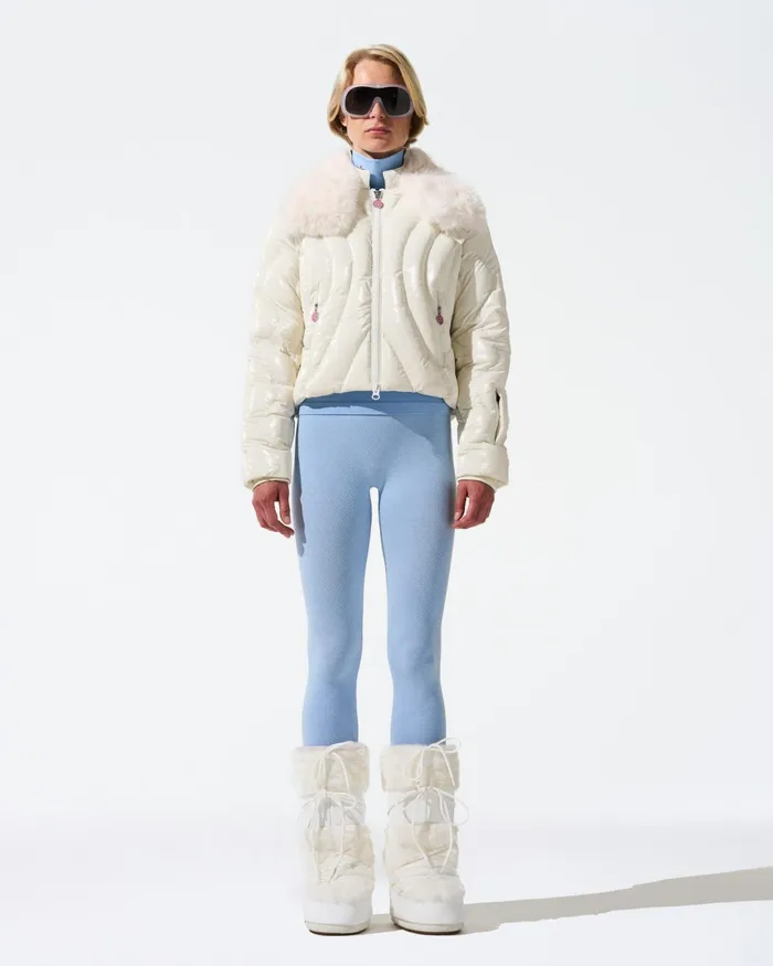 Perfect Moment Carving Quilted Down Jacket Antique White Women Ski Jackets