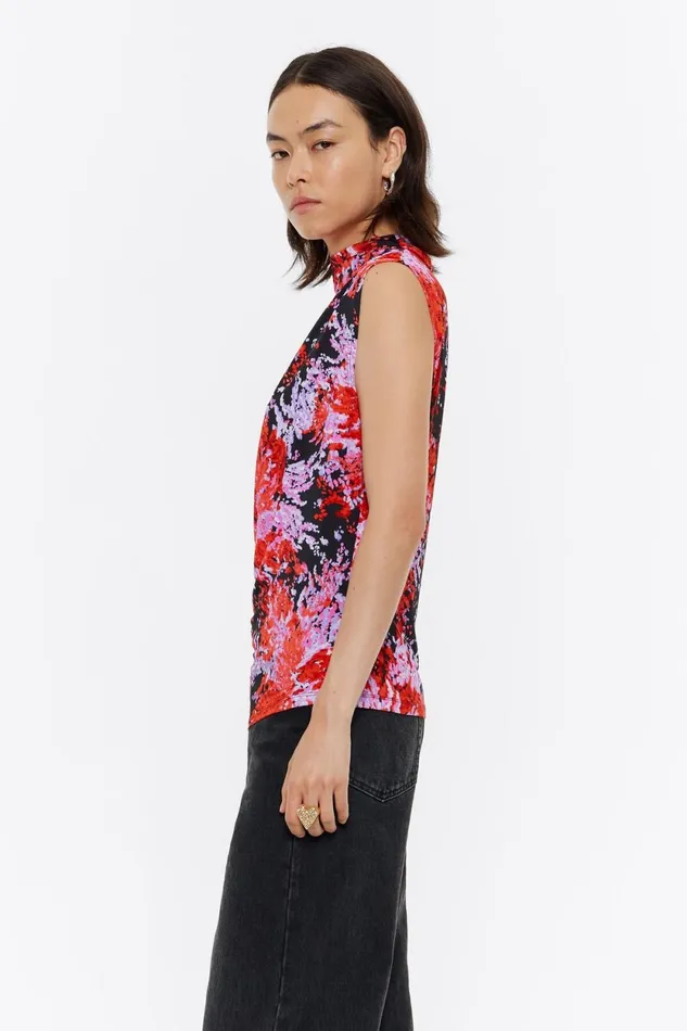 Red Mimosa Fitted Top Mimosa Red Women Bimba Y Lola TShirts Red Mimosa Fitted Top Mimosa Red Women Bimba Y Lola TShirts