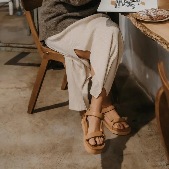Reef Sandals Cushion Rem Hi Cognac 8211 Women Reef Sandals Cushion Rem Hi Cognac 8211 Women