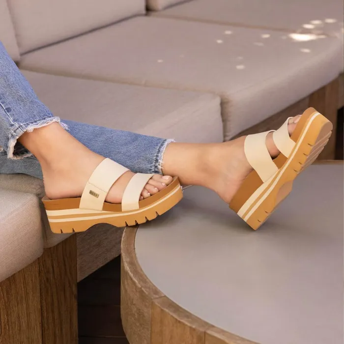 Reef Sandals Cushion Vista Higher Vintage Tan 8211 Women Reef Sandals Cushion Vista Higher Vintage Tan 8211 Women