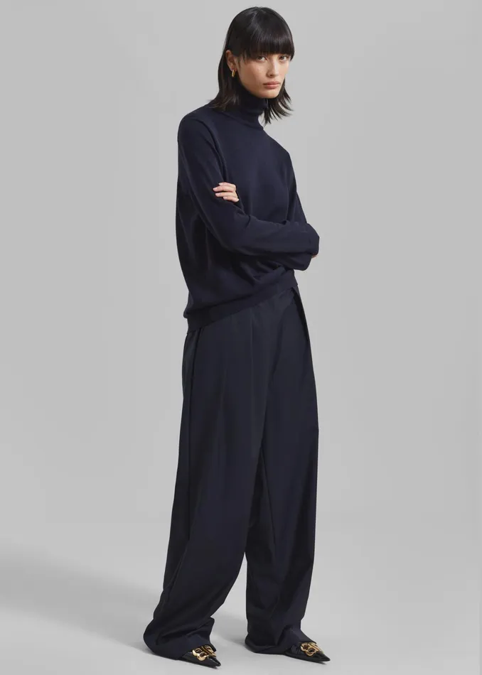 The Frankie Shop Bottoms Ripley Pleated Trousers 8211 Navy 8211 Women