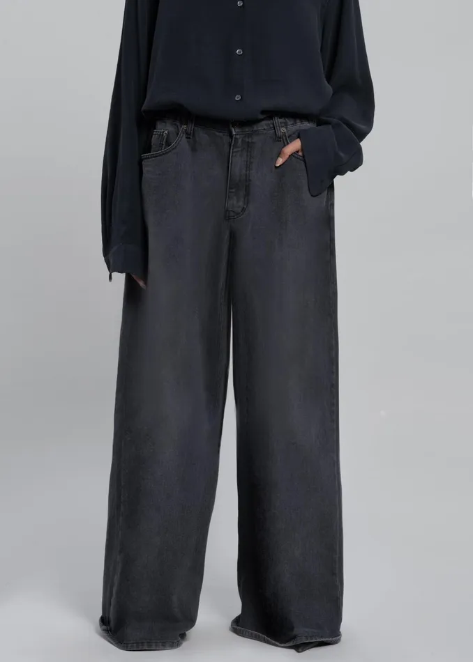 The Frankie Shop Bottoms Sasha Wide Leg Jeans 8211 Dark Grey 8211 Women
