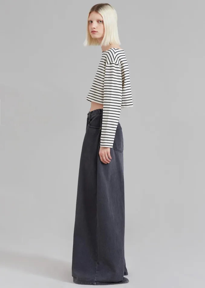 The Frankie Shop Bottoms Sasha Wide Leg Jeans 8211 Dark Grey 8211 Women