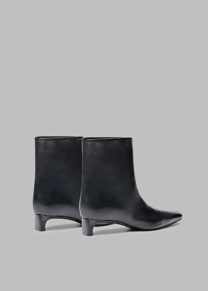 The Frankie Shop Loulou Studio Celine Ankle Boots 8211 Black 8211 Women