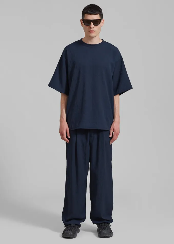 The Frankie Shop Tops Eliott Crinkle Tee 8211 Navy 8211 Men