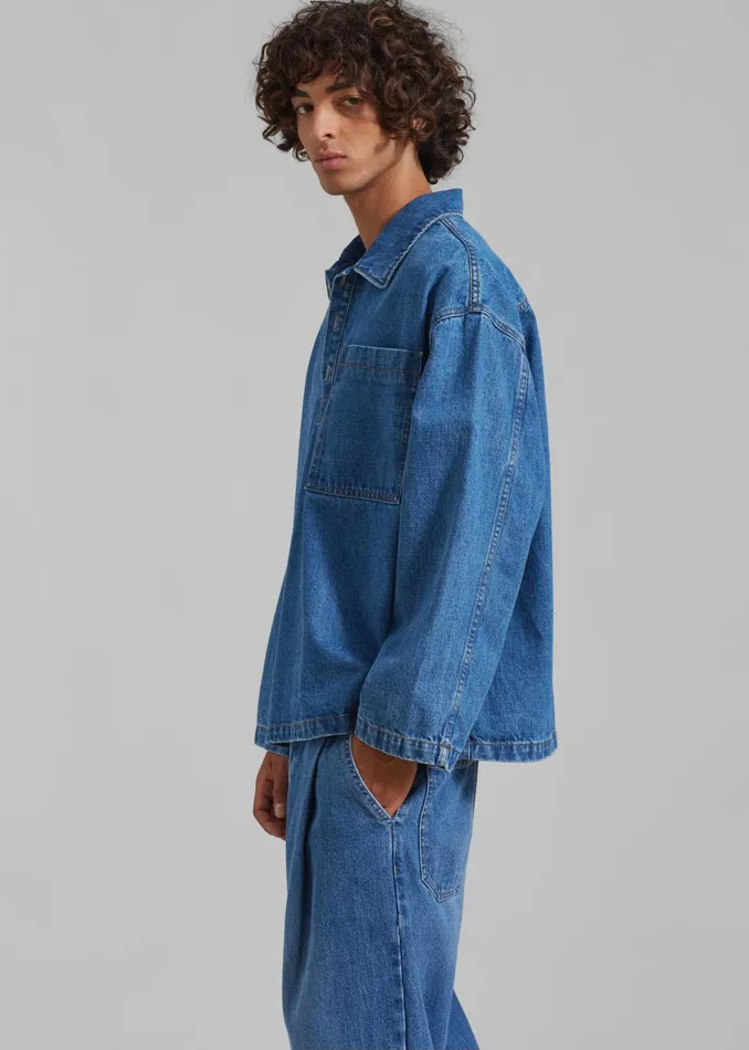 The Frankie Shop Tops Ray Popover Denim Shirt 8211 Medium Wash 8211 Men
