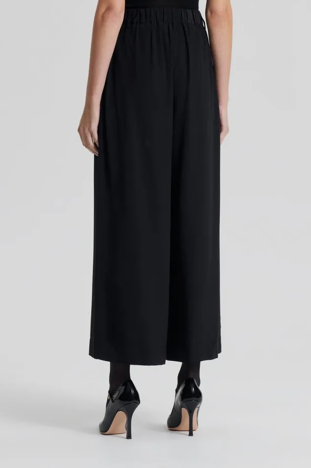 Trousers Women Scanlan Theodore SILK CROPPED TROUSER Black Trousers Women Scanlan Theodore SILK CROPPED TROUSER Black