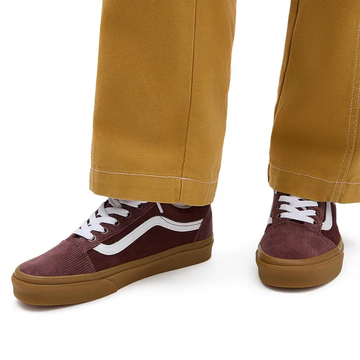 Vans Classics Men Old Skool Corduroy Shoes Brown
