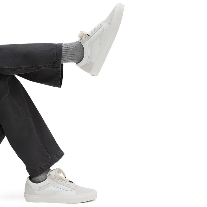 Vans Classics Men Oversized Laces Old Skool Shoes White