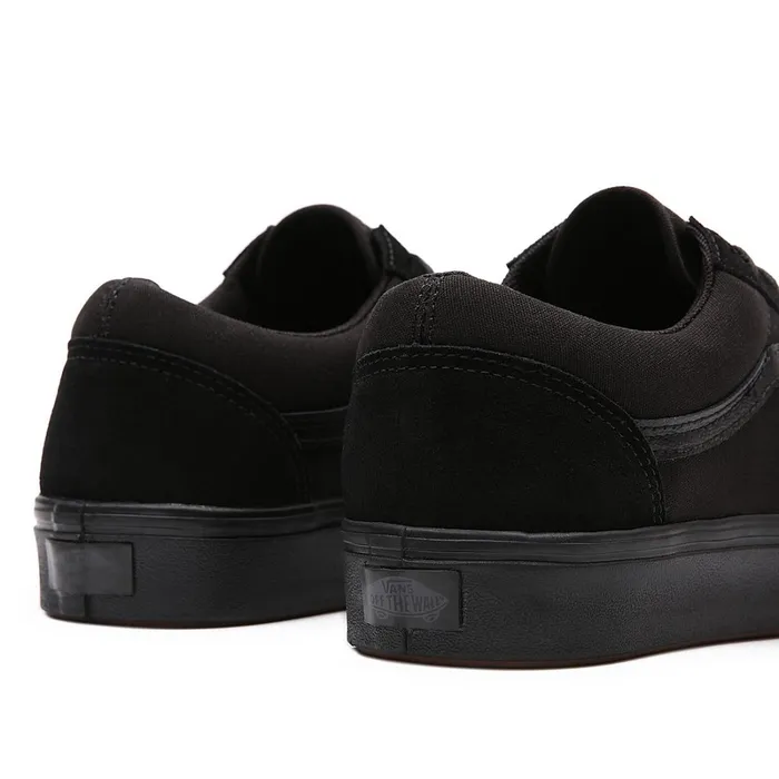 Vans View All Men Comfycush Old Skool Shoes Black