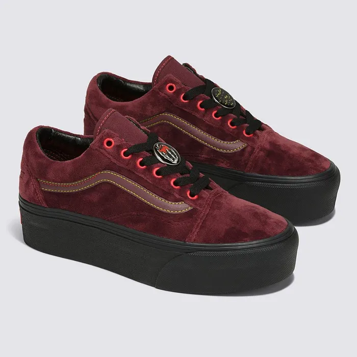 Vans View All Women Disney X Old Skool Stackform Shoes Red