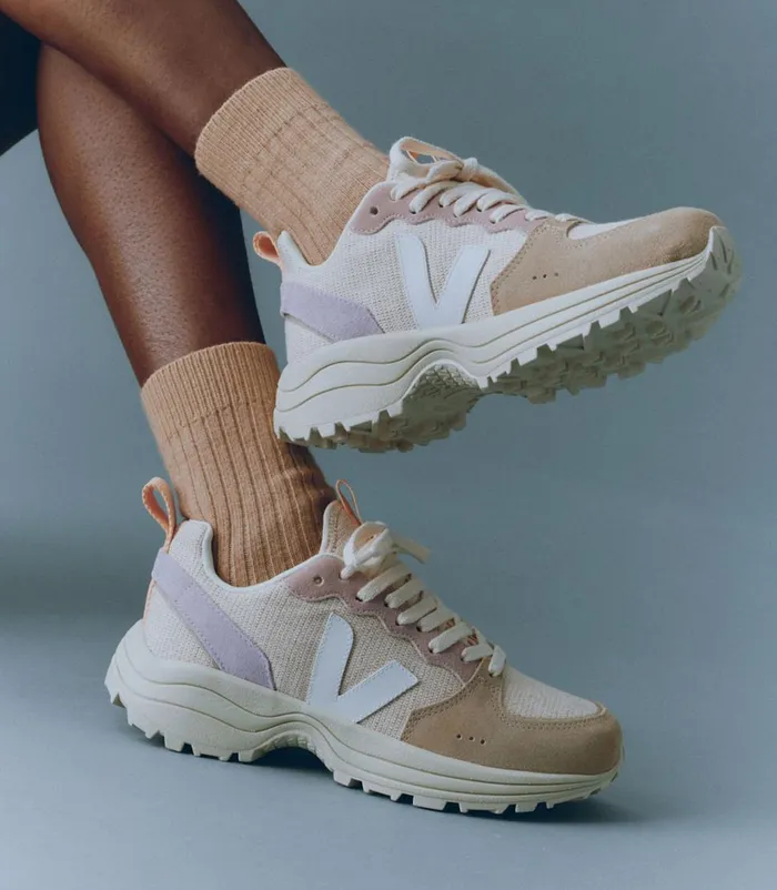 VEJA Venturi Women VENTURI JMESH JUTA WHITE MULTICO