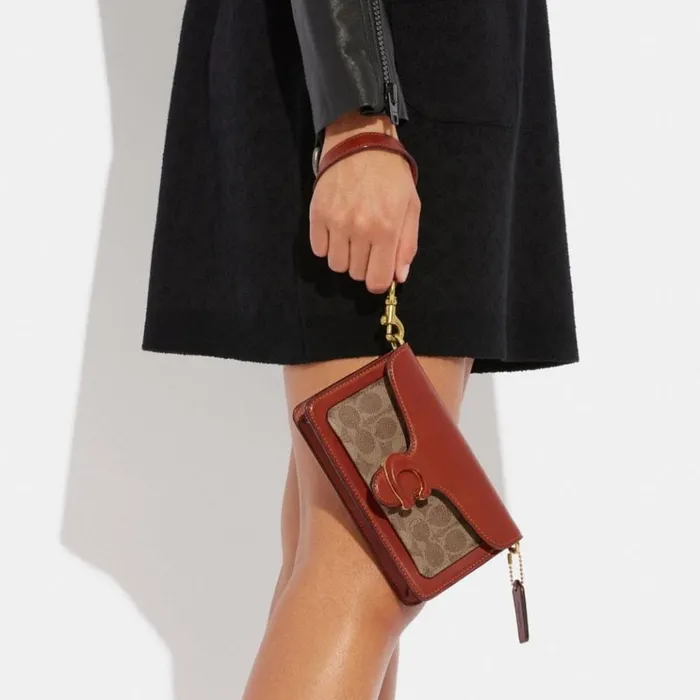 Women Clutches Coach Tabby Crossbody Wristlet In Signature Canvas Brasstanrust Women Clutches Coach Tabby Crossbody Wristlet In Signature Canvas Brasstanrust