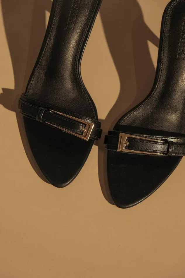 Women Meshki Shoes Marieanne Buckle High Heel 8211 Black
